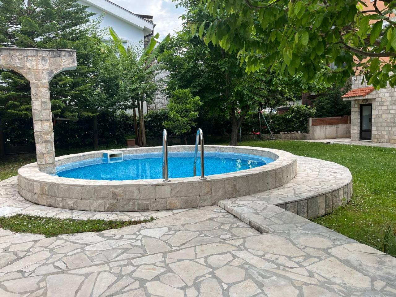 Apartments Apple Cat Montenegro Ko Bijela Exterior foto